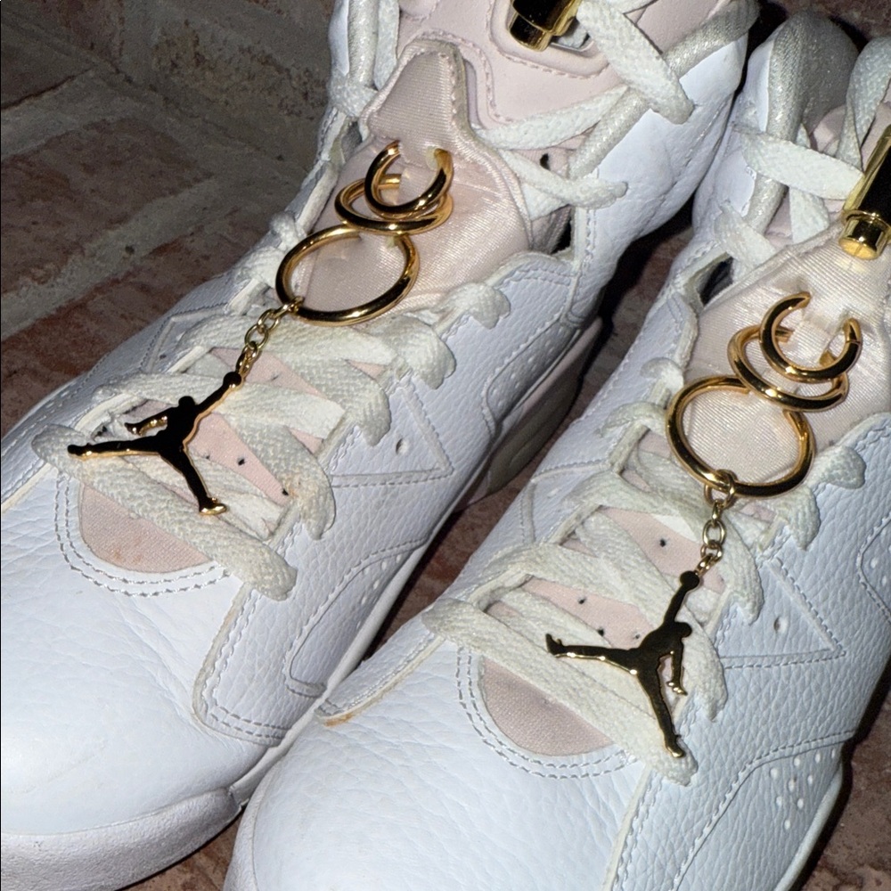 Womens Jordan 6 retro “gold hoops” Sneaker white/pink size 8.5 - Picture 11 of 14